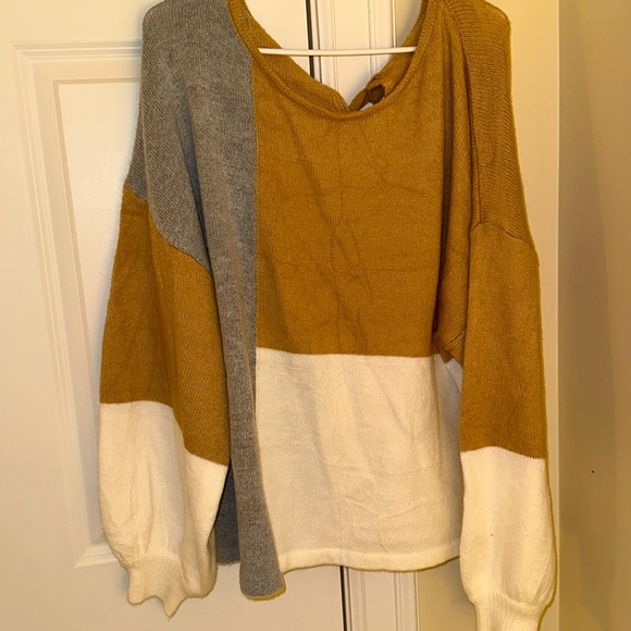 Cashmere Block Sweater - Picture 1 of 2
